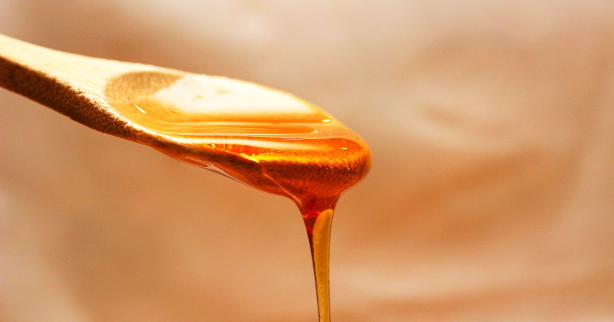 Miel ou sucre : calories, index glycémique et vérités